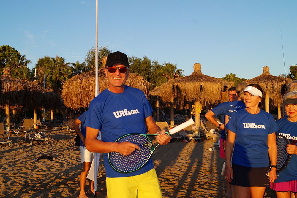 DSC03167 Teilnehmer am Strand, PCT LK-Camp